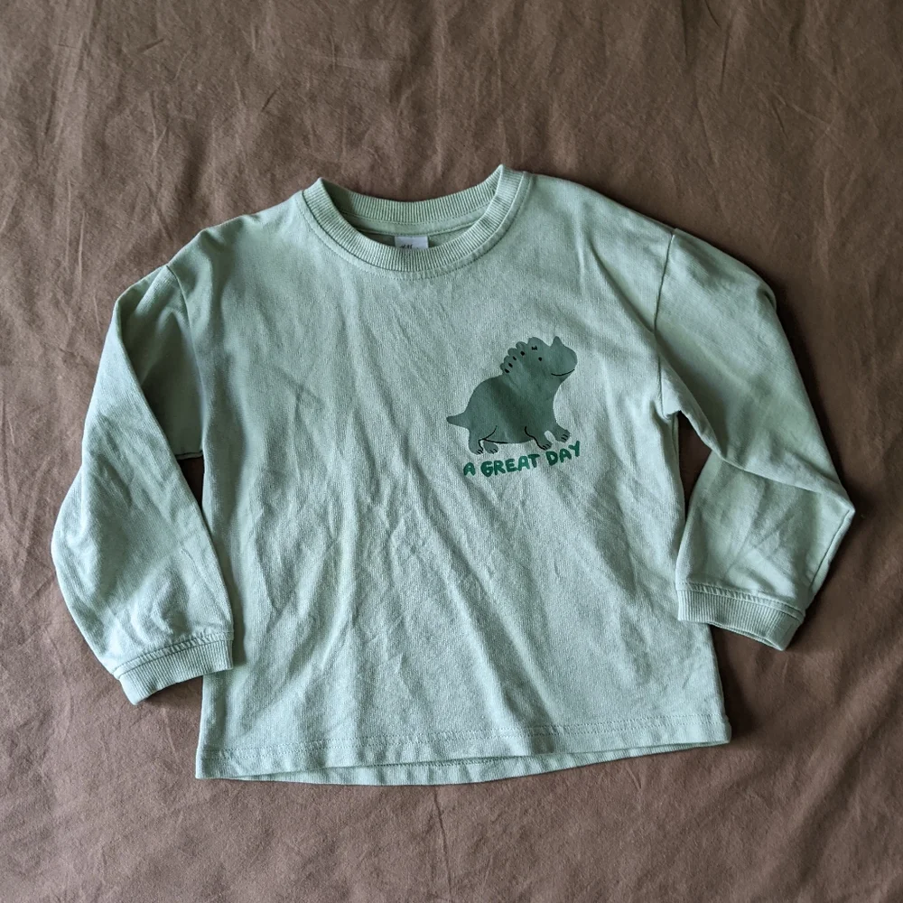 Matching Set - Picture 4 of 10